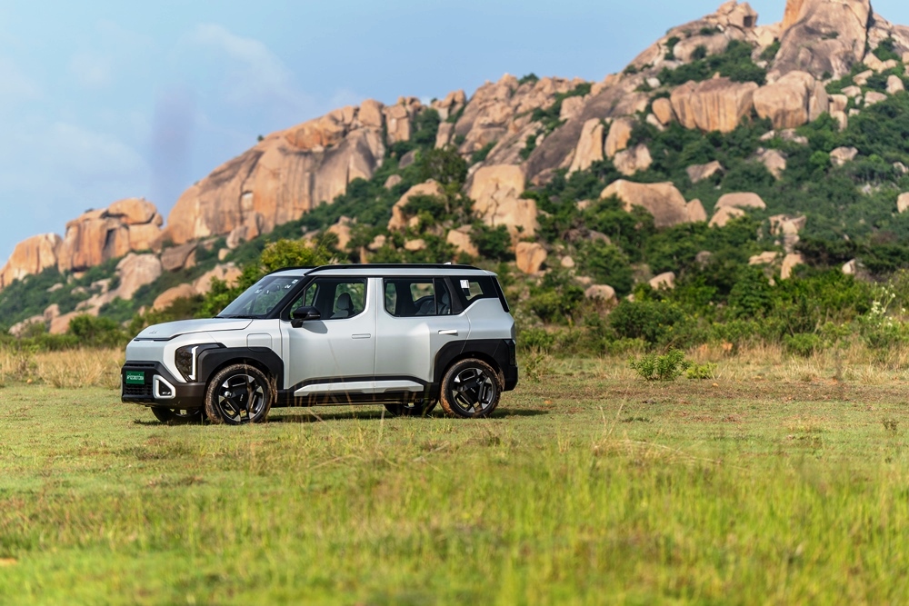 Kia Syros EV- Get Plugged In