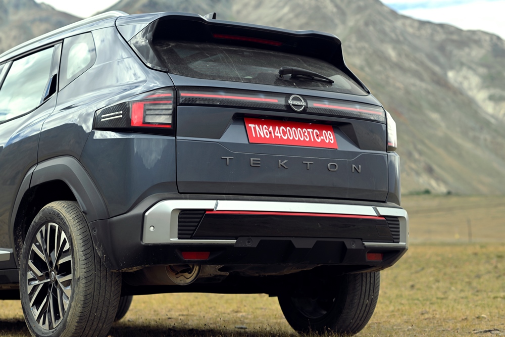 Nissan Tekton - The Handsome SUV