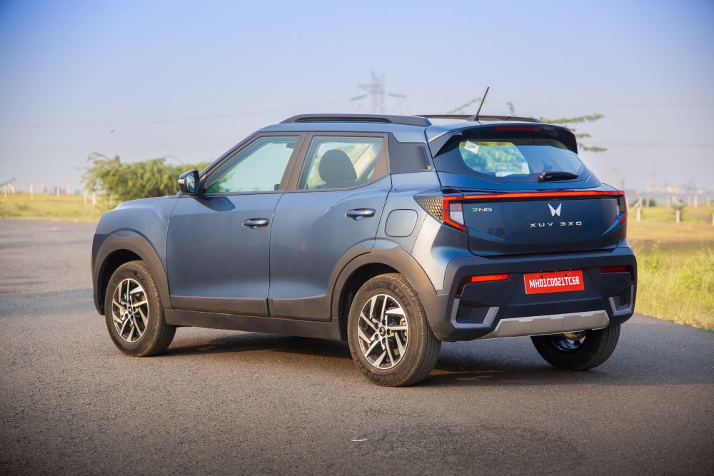 Mahindra XUV 3XO XNG – No Mood Swings