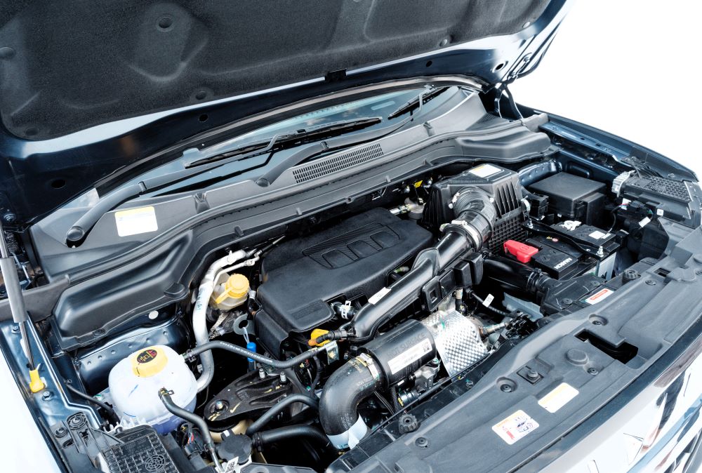 Mahindra XUV 3XO XNG – No Mood Swings